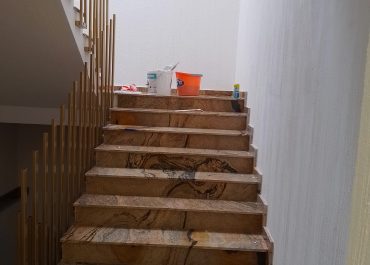 Montaj gresie pe scari suceava si iasi